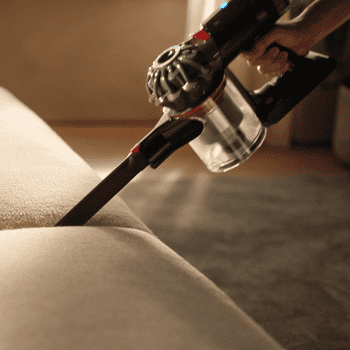 DYSON Akku-Hand-und Stielstaubsauger V8 Cyclone, beutellos, 150 AirWatt, 30 % mehr Leistung. 60 Minuten Laufzeit.